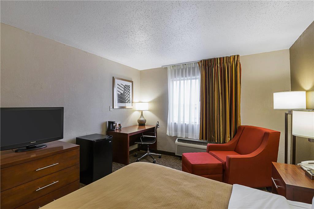 Quality Inn Waverly - photo 10