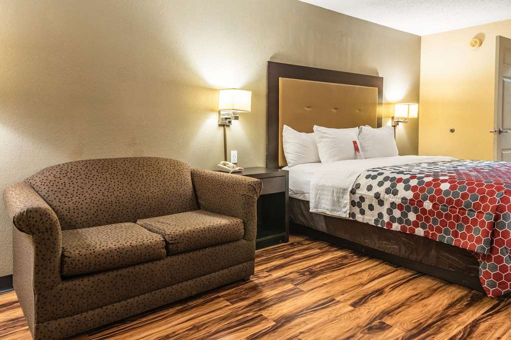 Econo Lodge Hillsboro I 35 - photo 13