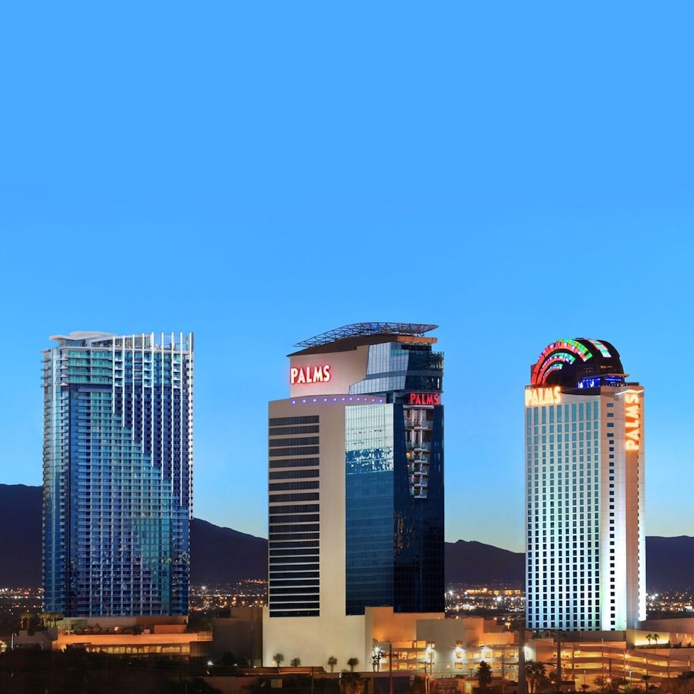Luxury Suites at the Palms - photo 56