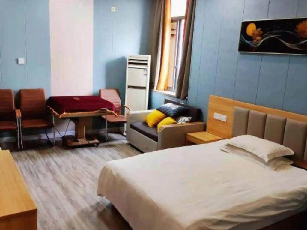 Dongxin Hotel - last minute hotel in Yichang