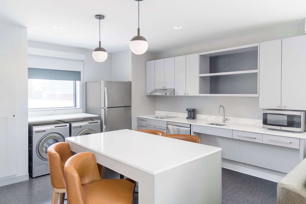 Homewood Suites by Hilton Holland - photo 15