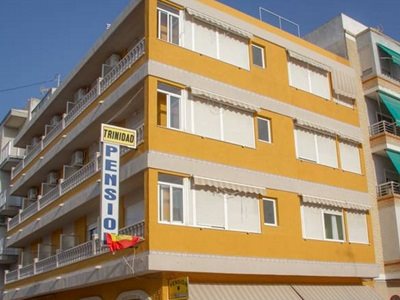 Pensión Trinidad — hotel in Guardamar Del Segura