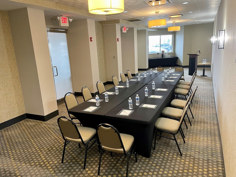 Holiday Inn Lansdale Hatfield by IHG - photo 92
