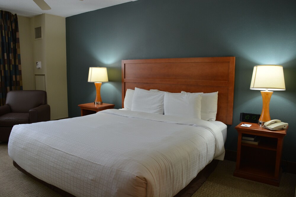 Inn at the Isle of Capri Lake Charles - photo 3