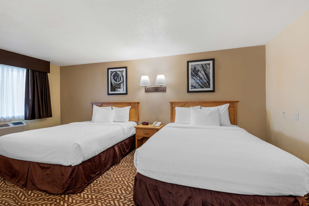 Turquoise Inn & Suites - photo 12