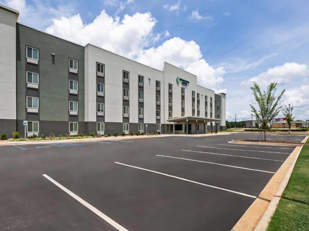 WoodSpring Suites Prattville Montgomery North — hotel in Prattville