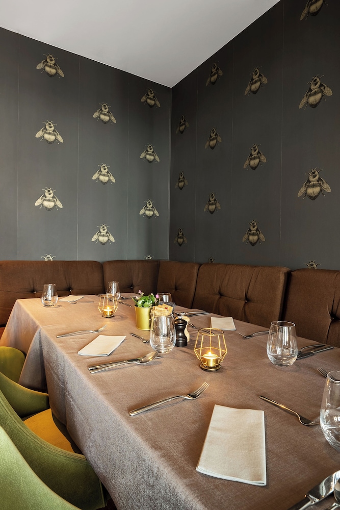 מזון ומשקאות