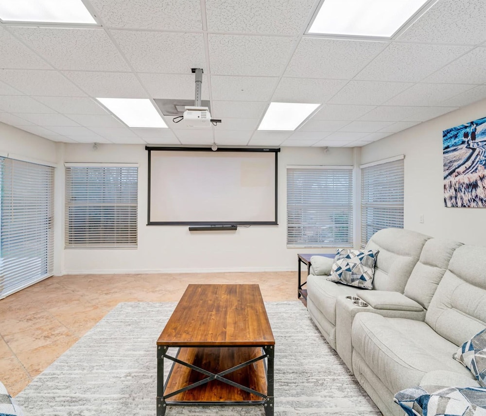 Siesta Key Marvel Pool SPA Deeded Beach Access - photo 90