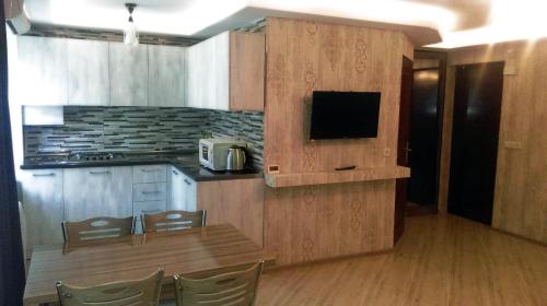 Comfortable studio apartment near the metro station — 4-Star Luxury Hotel in Tbilisi, Georgia