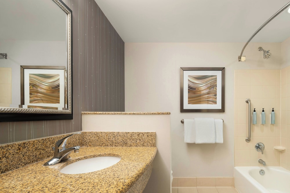 Courtyard by Marriott Salisbury - photo 22