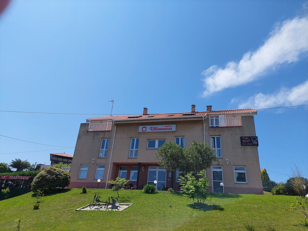 Hotel Villanueva San Jorge de Heres in Luanco, Spain