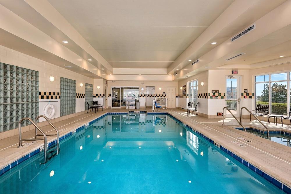 Hilton Garden Inn Overland Park - photo 2