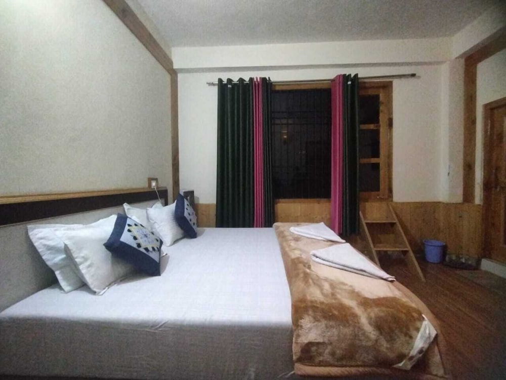 Orange Sky Homestays Jibhi in Kulu, India