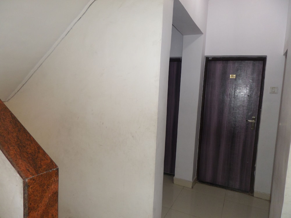 Pratham Executive - carbon neutral hotel in Thane