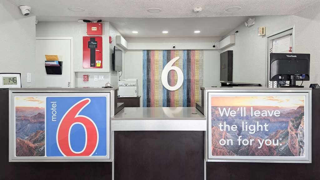 Motel 6 Victoria TX - photo 4