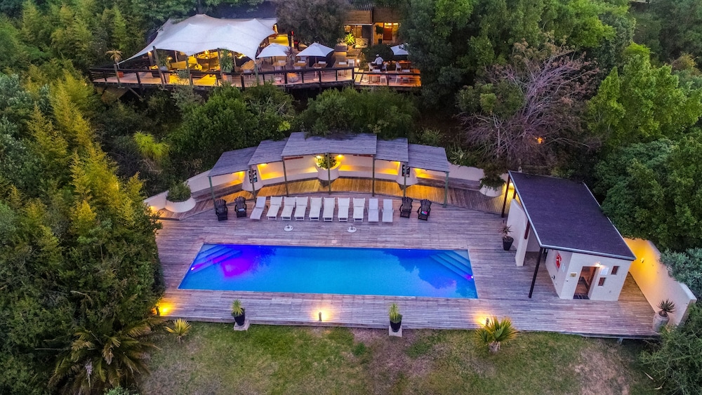 Hog Hollow Country Lodge — 4-Star Luxury Hotel in Plettenberg Bay, South Africa