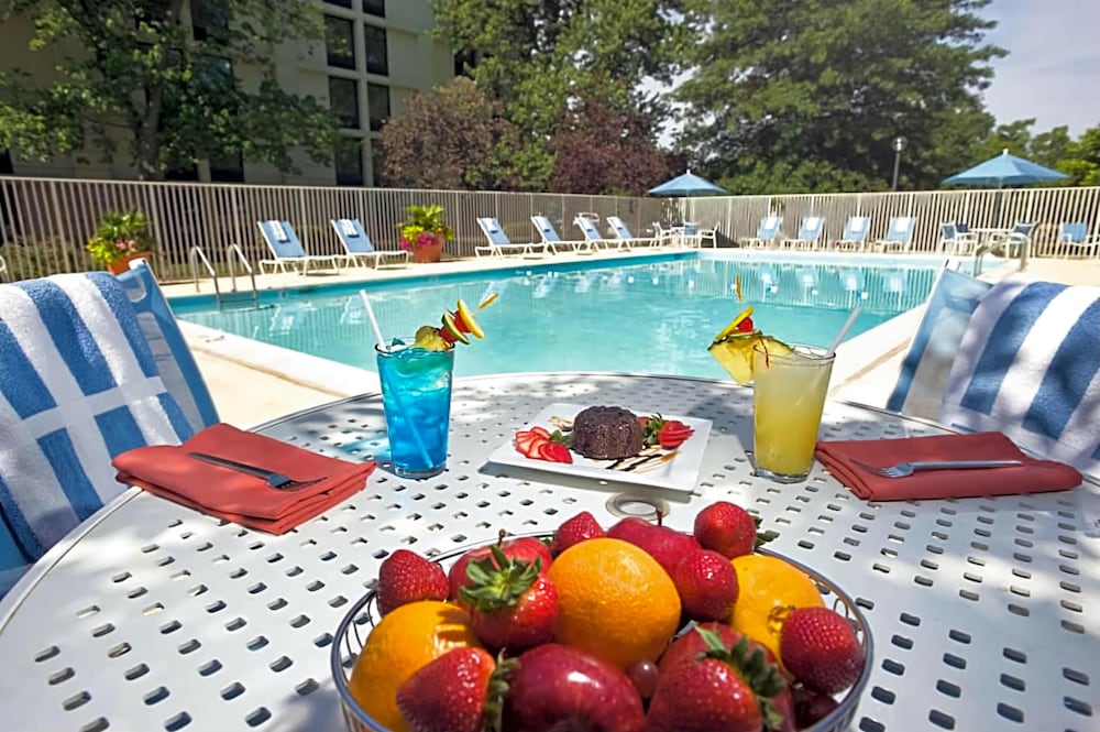 DoubleTree Hotel Baltimore BWI Airport - photo 19