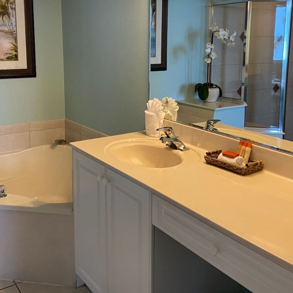 Lovers Key Resort Suite 2 - photo 18