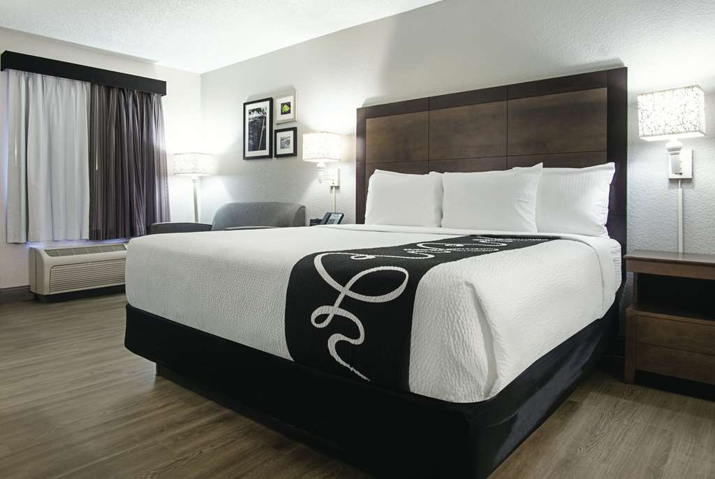 La Quinta Inn by Wyndham West Palm Beach Florida Turnpike - photo 24
