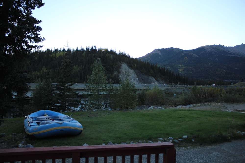 Denali Sourdough Cabins - photo 13