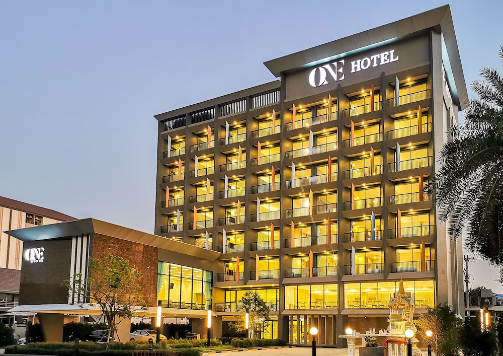 One Hotel — Khlong Luang