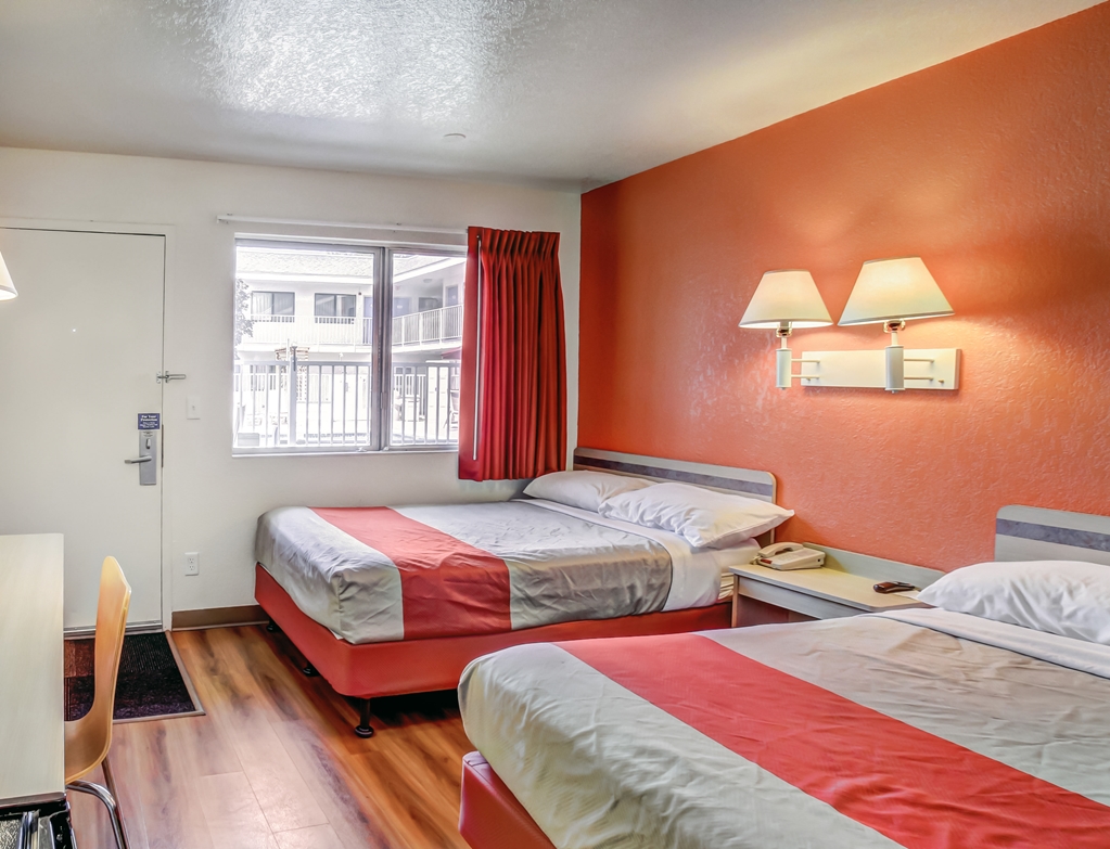 Motel 6 Medford OR - photo 18