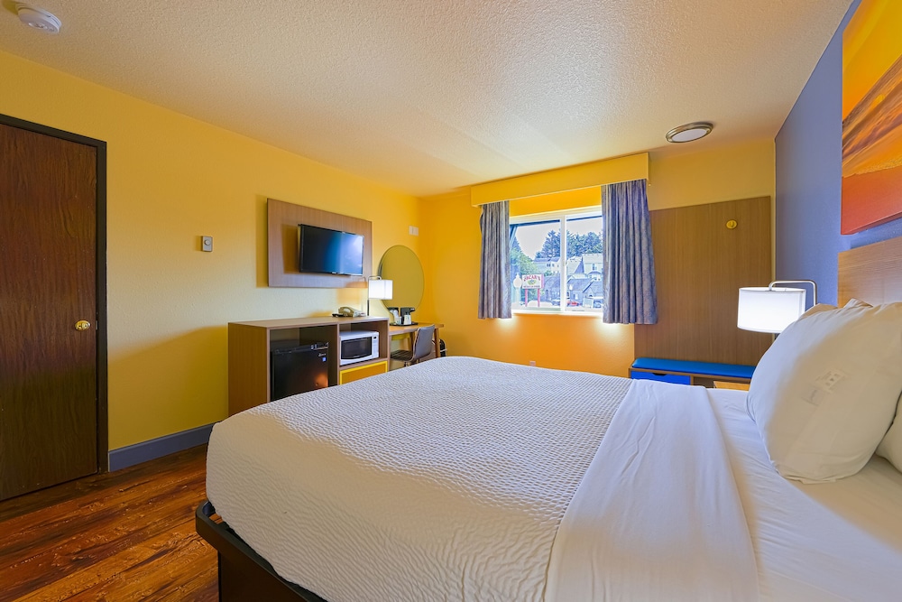 Coastal Inn by OYO Lincoln City Oregon Coast Hwy - photo 32