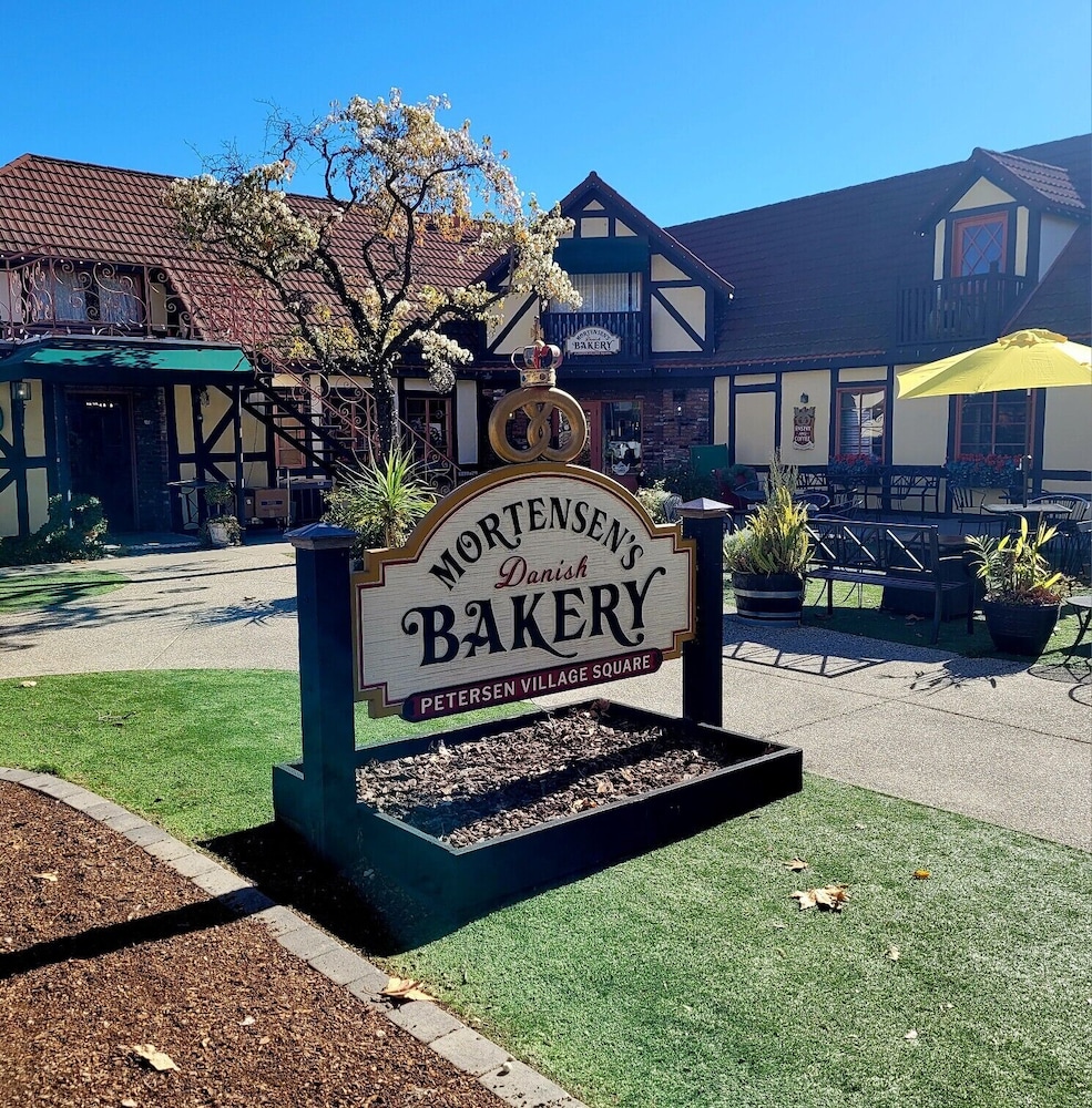 King Frederik Inn - photo 100