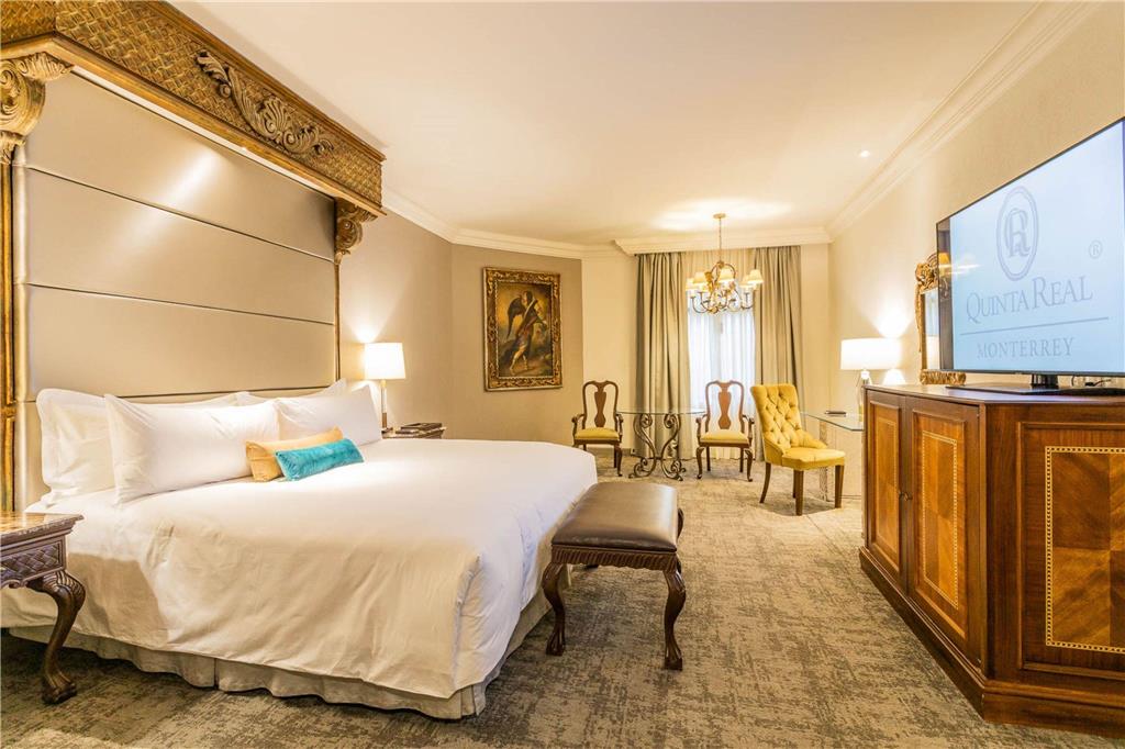 Master Suite King