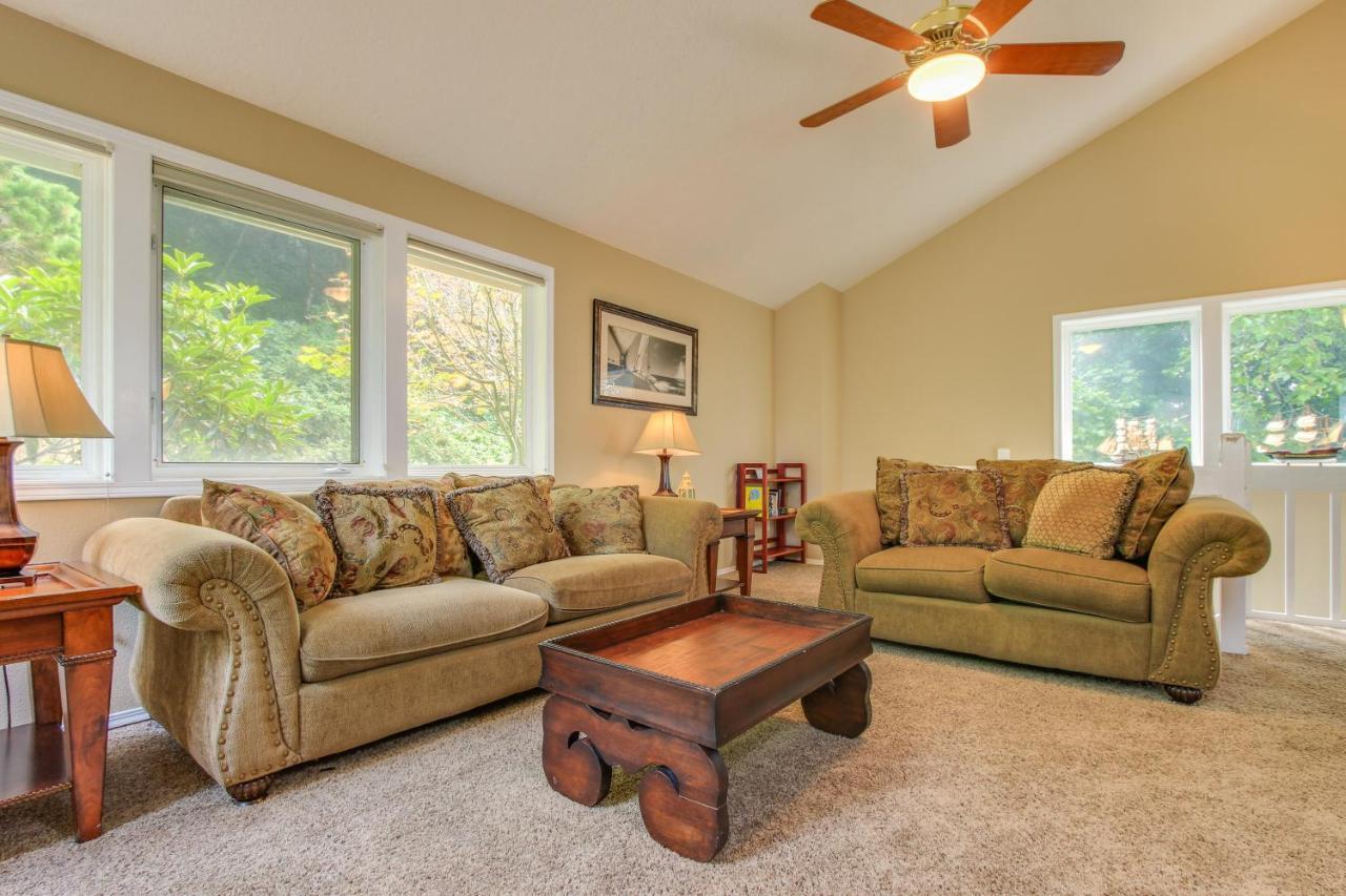 Annie’s Windsong in Lincoln, United States