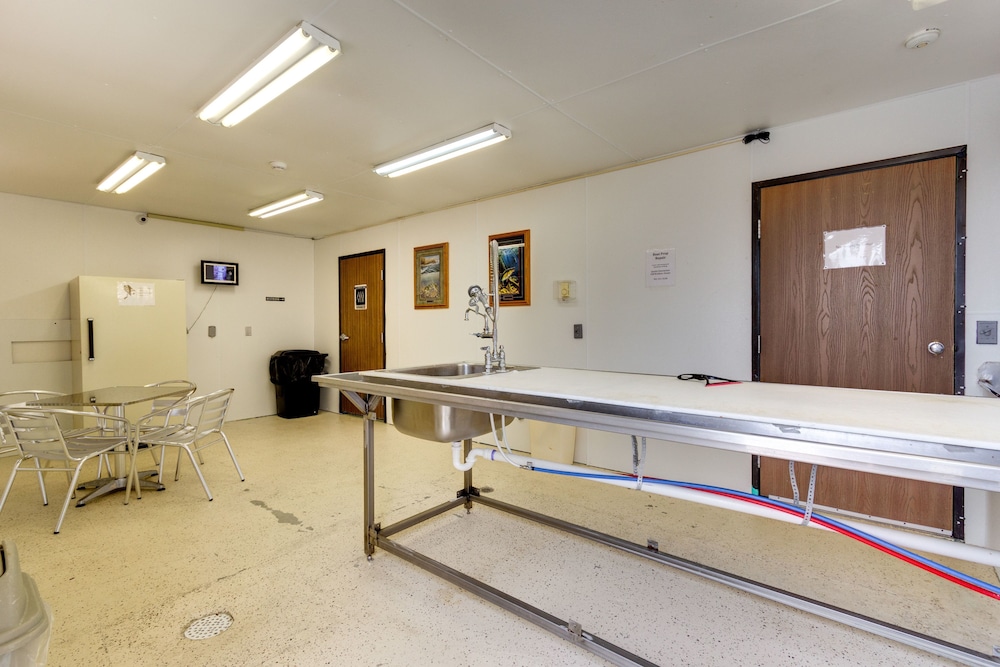 Fireside Inn and Suites - photo 46
