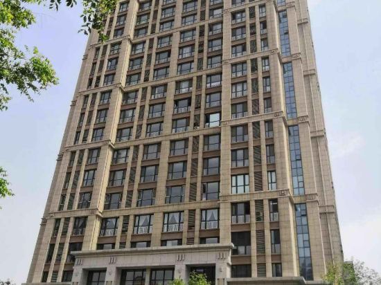 Lakeside Hotel - carbon neutral hotel in Luoyang