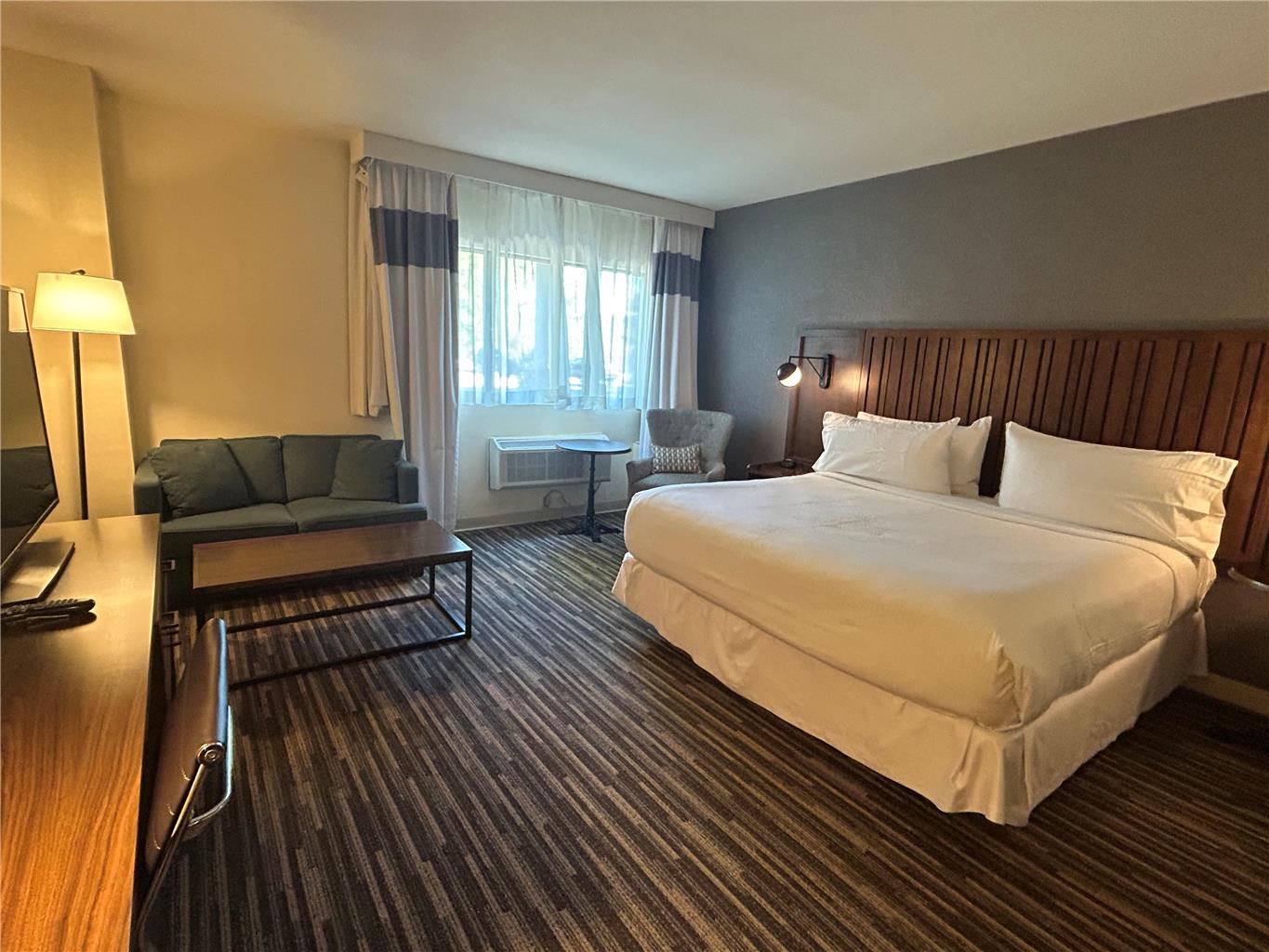Best Western Premier Plainview Long Island Hotel - photo 7