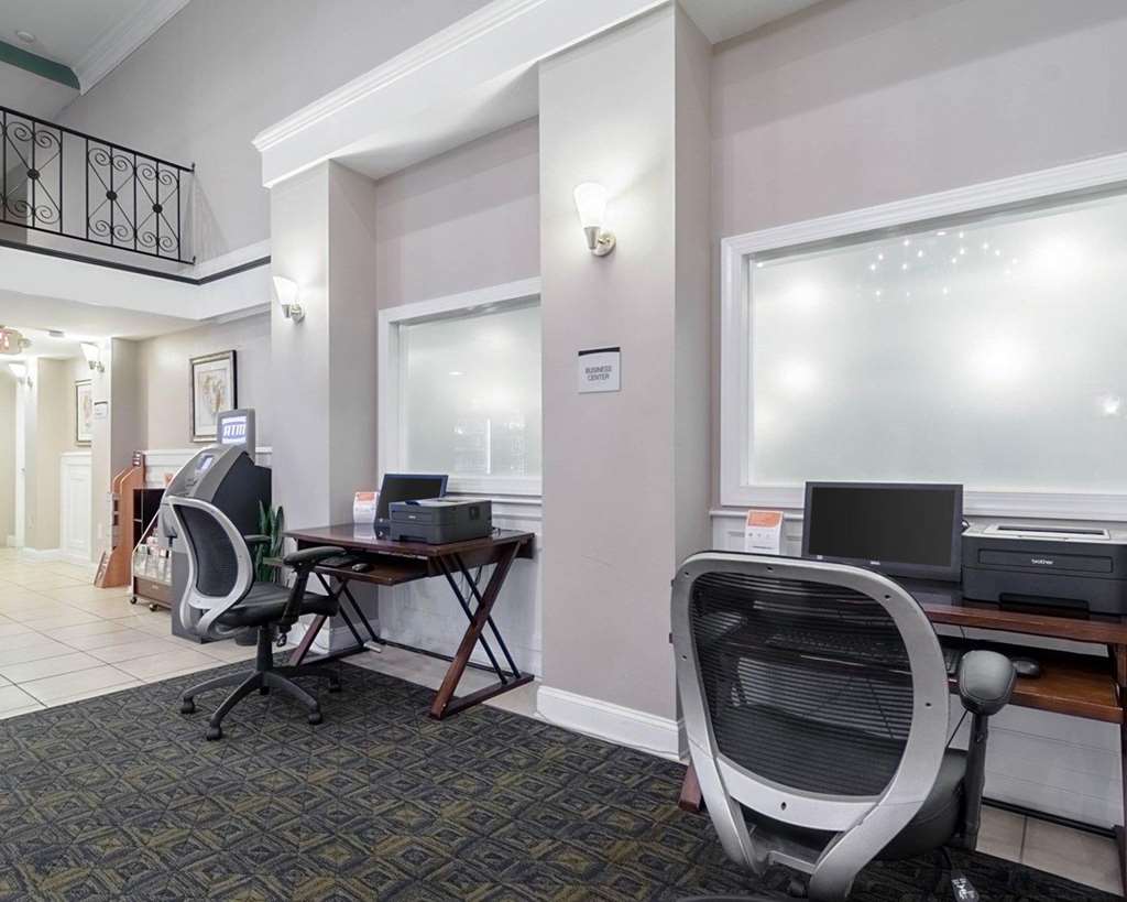 Rodeway Inn & Suites Williamsburg Central - photo 22