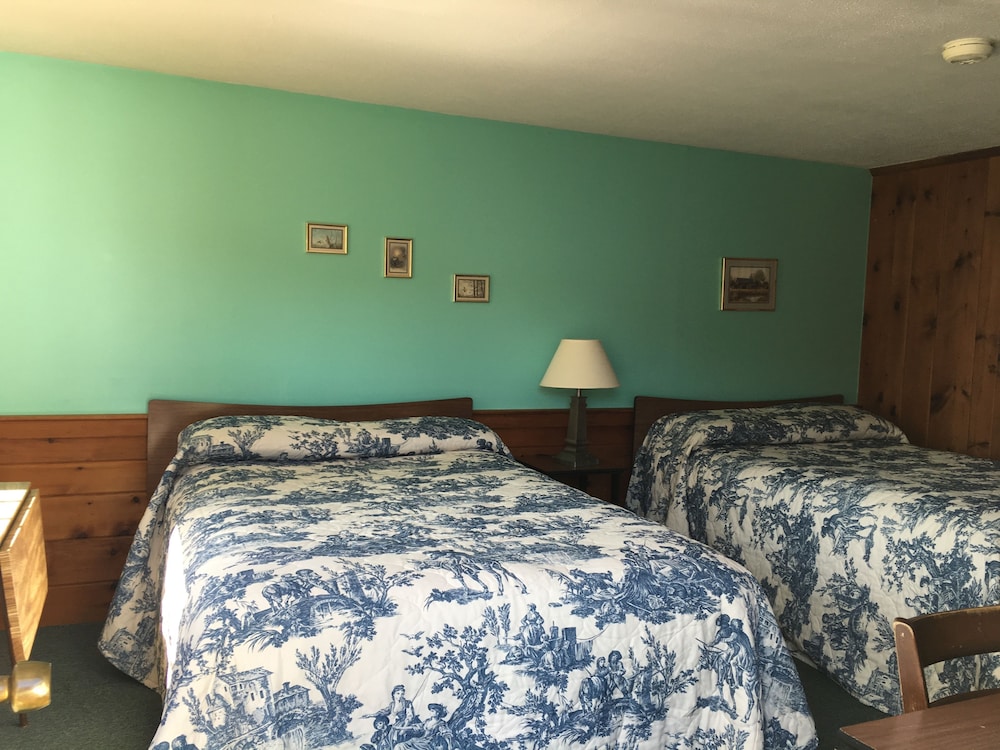 Bass River Motel - photo 13