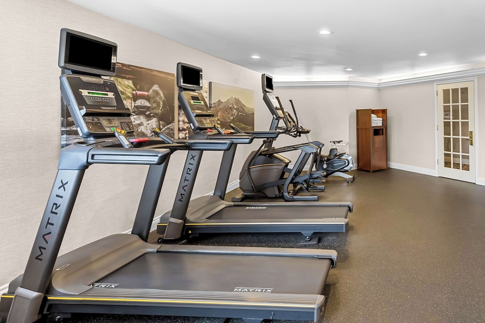 Best Western Plus Puyallup Hotel - photo 23