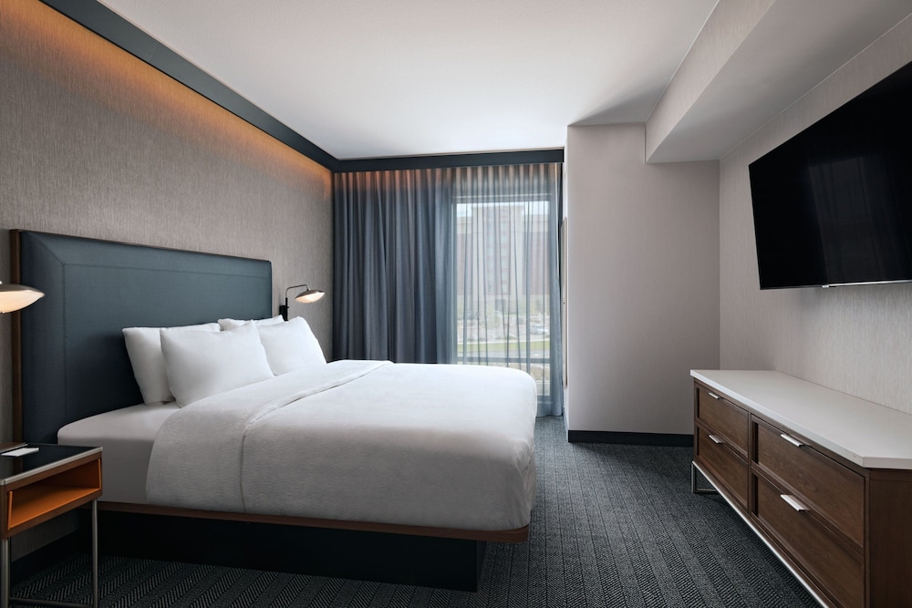 Courtyard by Marriott Colorado Springs North Air Force Academy - photo 7