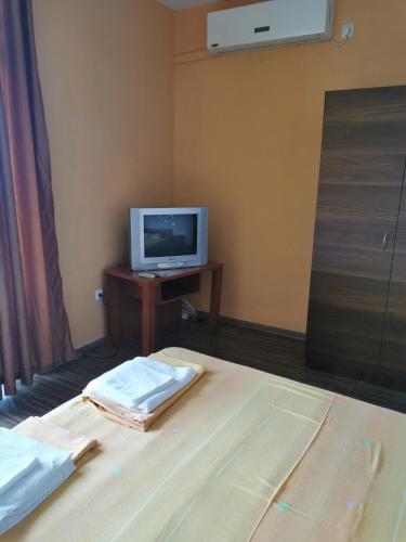La Piazza Family Hotel — Nesebar