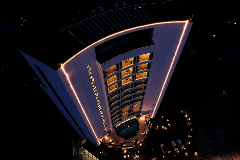 Tiara By Mps in Kozhikode, India