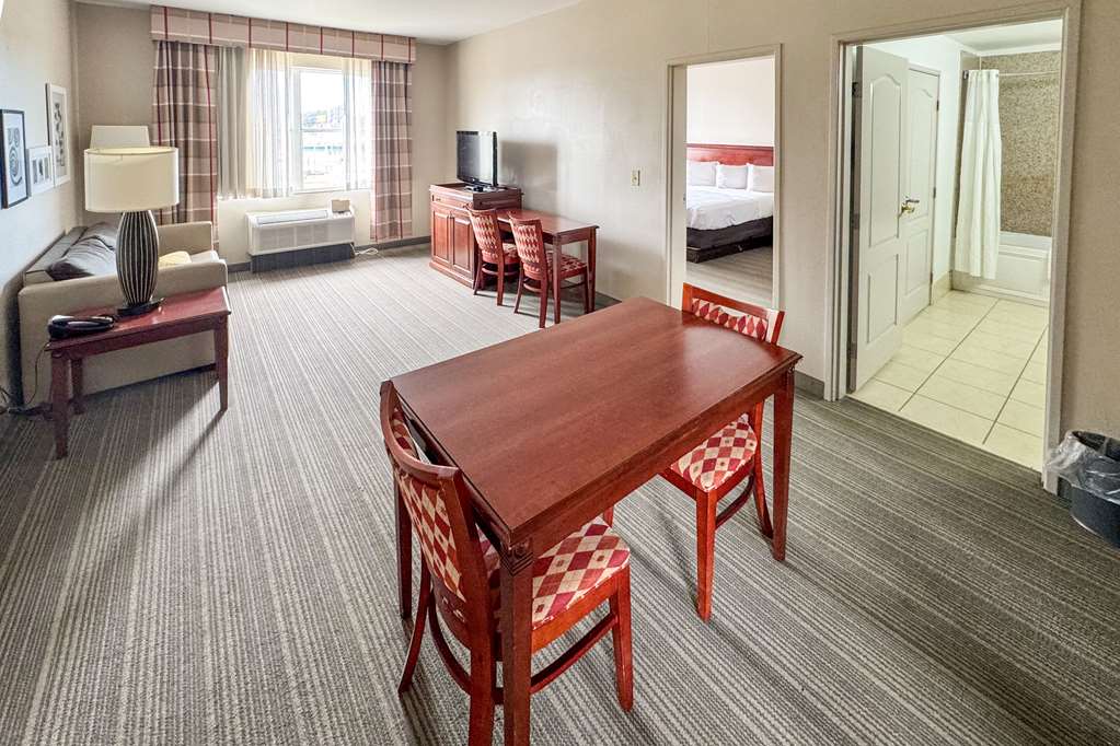 Country Inn & Suites by Radisson Emporia VA - photo 11