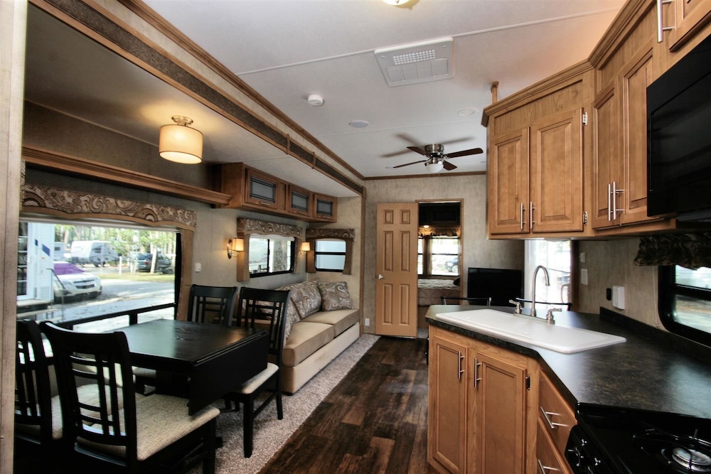 Homosassa River RV Resort — hotel in Homosassa