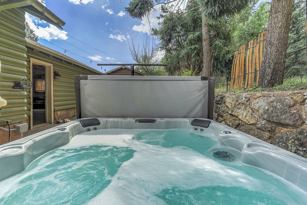 Ca' Nova - carbon neutral hotel in Roccaforte Mondovi