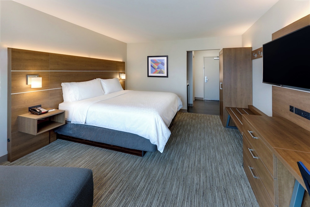 Holiday Inn Express & Suites Middletown Goshen by IHG - photo 26