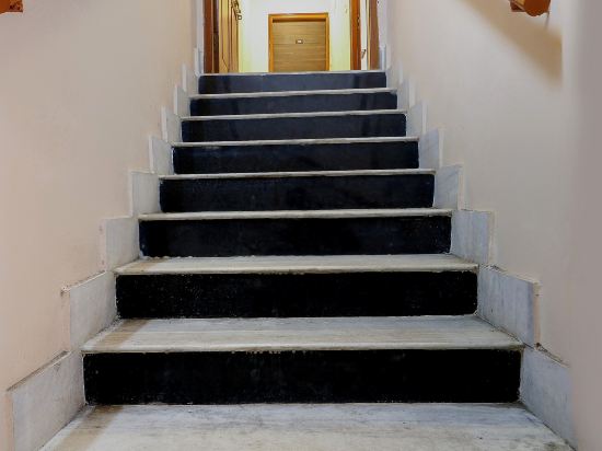 Adri Hotels by Oyo Rooms in Kolkata, India