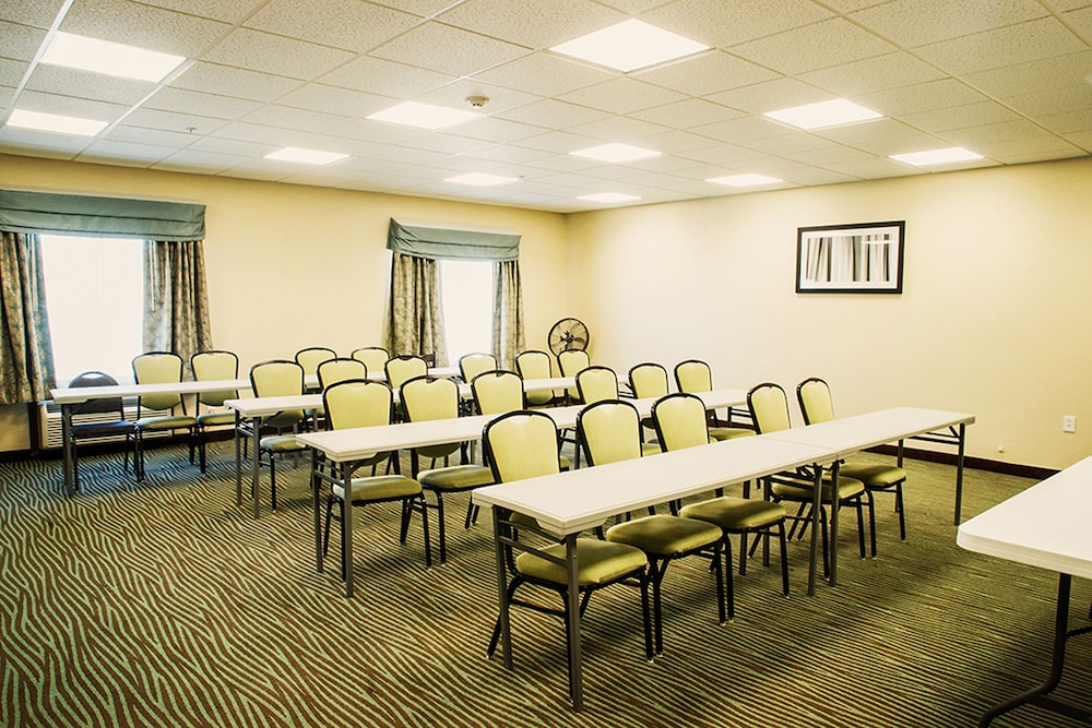 Rivers Inn & Suites - photo 22