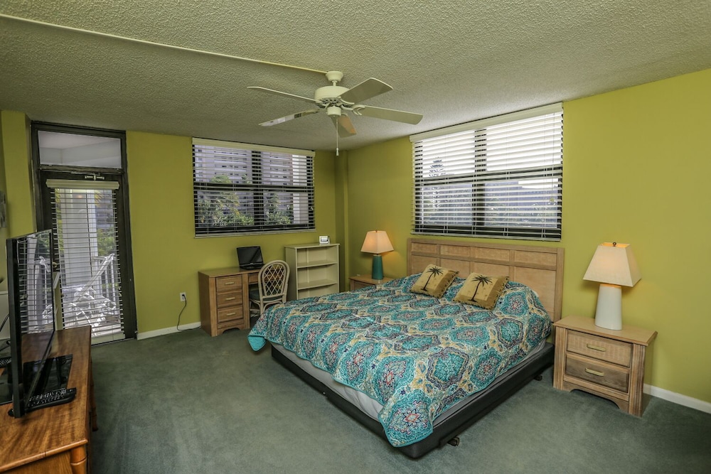 Marina Towers 207 - photo 2