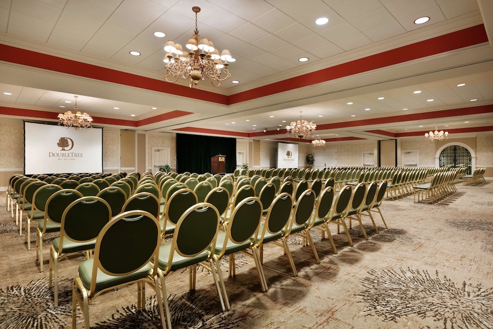DoubleTree Resort by Hilton Lancaster - photo 57