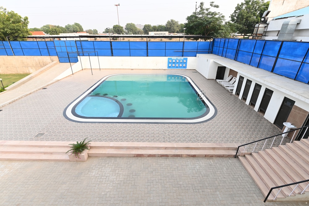 Rajshree Resort — hotel in Jaipur