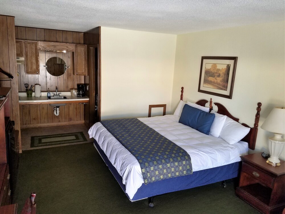 Travelier Motel - photo 25