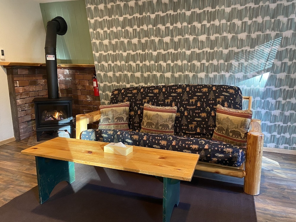 Cinnamon Bear Inn - photo 67